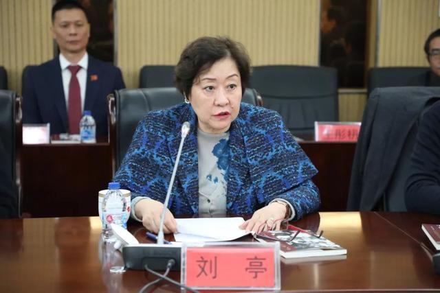 新京报■刘少奇女儿、2上将2中将等，纪念刘少奇诞辰121周年