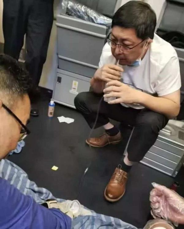 「光明网」赞美医生救人，怎么就成了“坏的宣传”？
