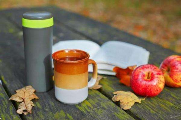 光明网@冬天不该喝的3种茶，两种伤胃，一种或致癌，希望你早点知晓