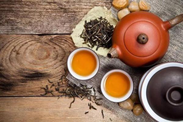 光明网@冬天不该喝的3种茶，两种伤胃，一种或致癌，希望你早点知晓