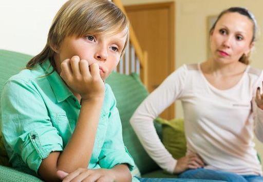 「光明网」叛逆期并非在“青春”和2岁才有，三个特点告诉家长：孩子要叛逆