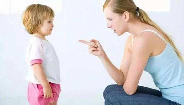 「光明网」叛逆期并非在“青春”和2岁才有，三个特点告诉家长：孩子要叛逆