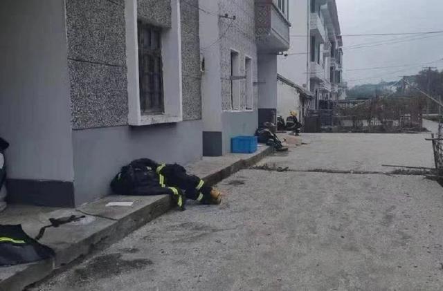 #中国经济网#这几张照片突然“火”了