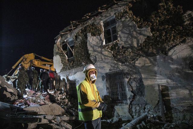 【中青在线】阿尔巴尼亚地震已致21人死亡