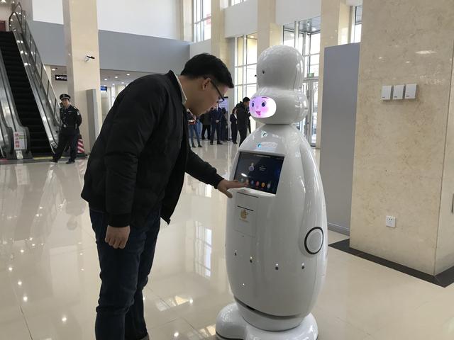 新京报：海淀企业登记，两个注册中心都可办理