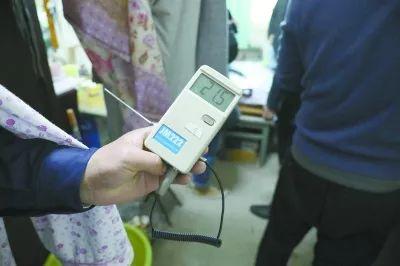 [北京日报客户端]车辇店胡同11号楼：“住了30年，从没这么热乎过！”