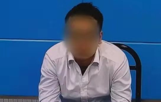 [文汇报]本想演唱会上与偶像合照点歌，结果……