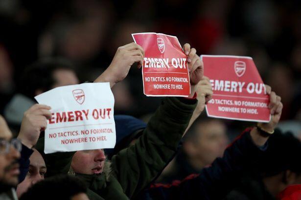 澎湃新闻：埃梅里还不下课？23年最差阿森纳，球迷的忍耐已到极限