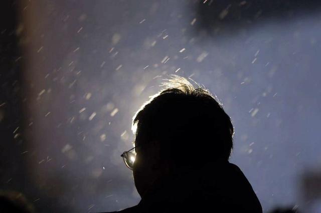 「新京报」北京初雪，如约而至