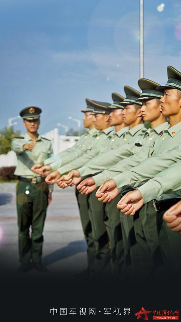 [光明网]新兵来了！他们认真训练的样子真帅