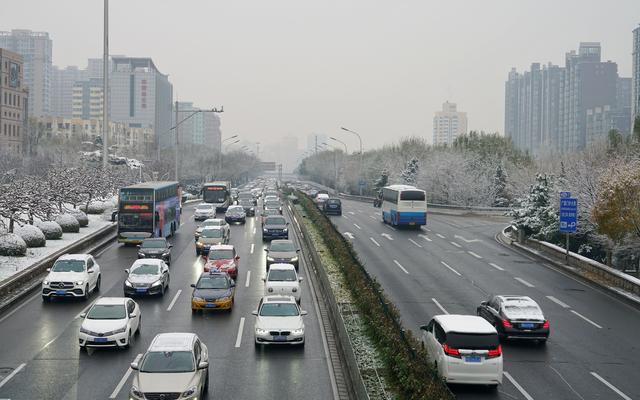 「新京报」降雪基本结束，北京市区内交通未受明显影响