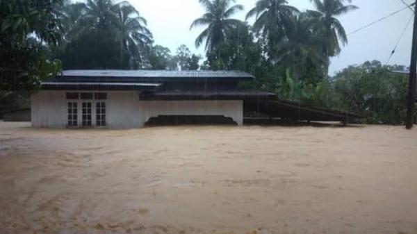 「光明网」马来西亚东海岸水灾严重 气象部门发降雨红色预警