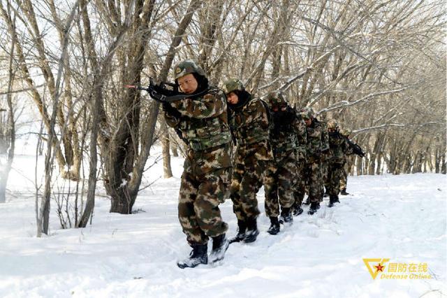 「中国军网」-15℃，负重30公斤，这样的极限训练你敢来吗？