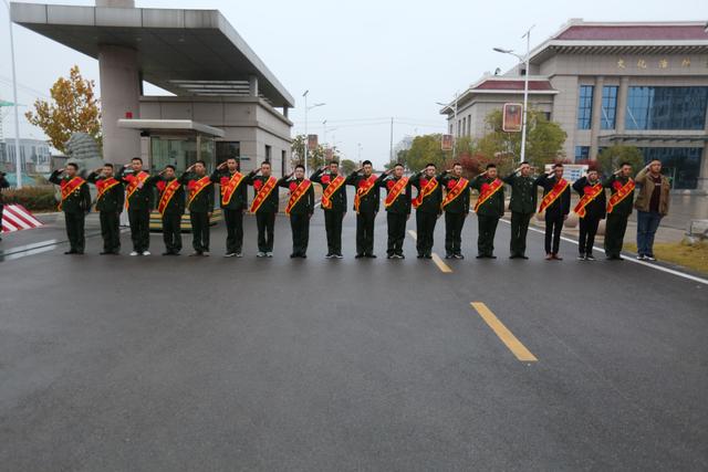 「人民武警」祝老兵前程似锦愿战友未来可期——武警某部交通第一支队2019年冬季士兵退役剪影