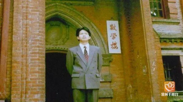 「光明网」痛心！病危老母亲盼见儿子最后一面，这位北大博士后说了7个字