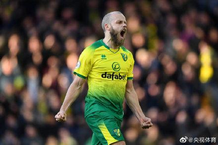 [光明网]奥巴梅扬梅开二度 阿森纳2-2战平诺维奇