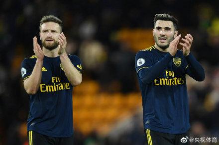 [光明网]奥巴梅扬梅开二度 阿森纳2-2战平诺维奇