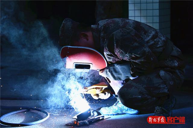 中国军网■士兵“升级”，都需要过哪几关？看完你就知道