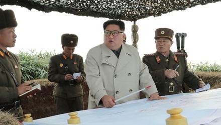 【上观新闻】韩媒：金正恩着装风格变了，预示着重大政策转变？