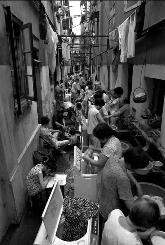 修棕棚生煤炉上老虎灶泡水这组照片里藏着上海人的回忆杀