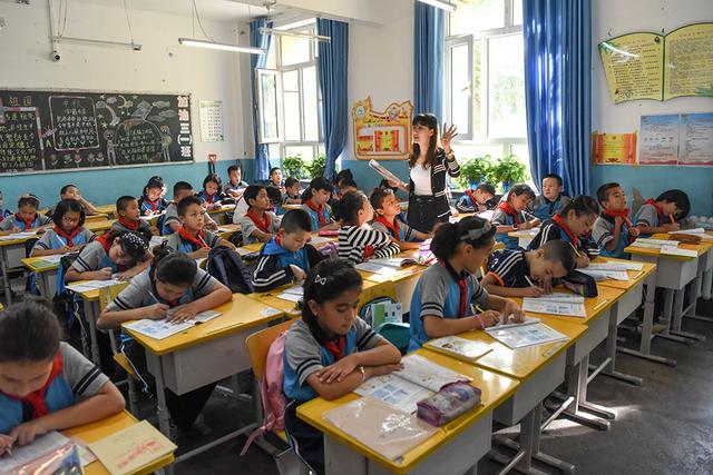 「南方周末」“惩戒”治标不治本：与孩子平等相待，让教育更有温度