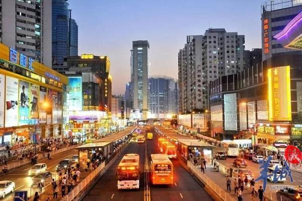 「光明网」提醒｜广马开跑，部分BRT站点临时撤销或调整