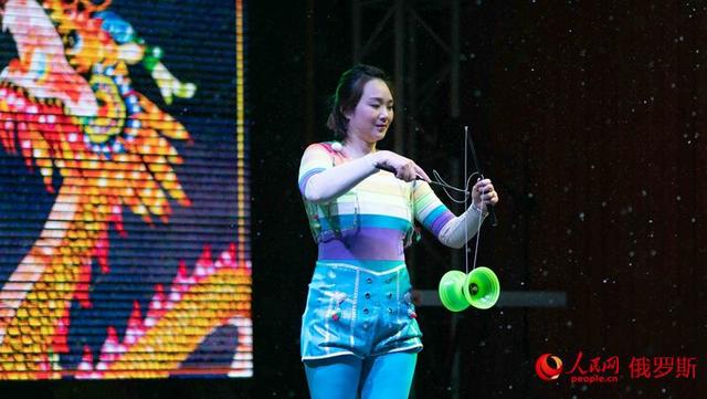 #人民网#莫斯科迎来中国彩灯节