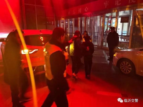 光明网：你忙碌的样子，太温暖