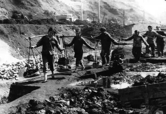 伴公汀■【伴公汀】“好人好马上三线，备战备荒为人民”：激情燃烧的三线建设