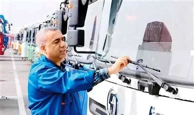 「中国日报网」全省十位外国专家获奖，其中两位来自经开区