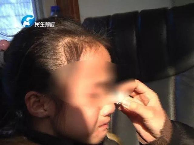 #中国经济网#这是“亲爹”吗？买箱五粮液，拿女儿抵账？更让人气愤的是……