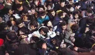 「光明网」遇到高层建筑火灾该怎么办？