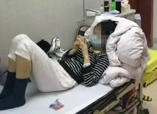 中国青年网：男医生带女患者脱衣按摩“输阳气”院方：已开除