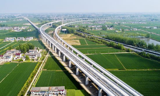 【新华报业网】解读：江苏如何扬长补短共建轨道上的长三角？