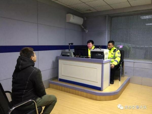 光明网■男子违停被罚50多次，于是，他想了个“办法”……