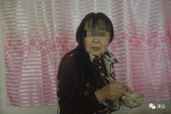 中国经济网：花季少女被罕见病折磨15载 如今将迎“换脸”手术
