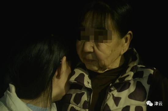 中国经济网：花季少女被罕见病折磨15载 如今将迎“换脸”手术