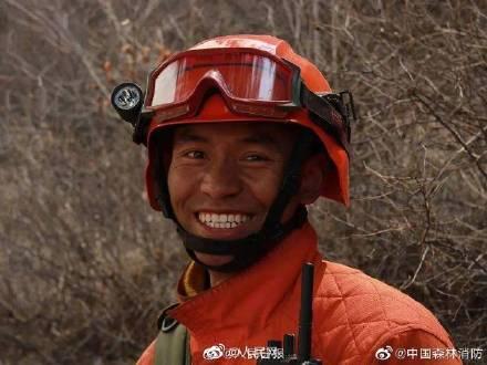 光明网■盘点2019年最美烟熏妆
