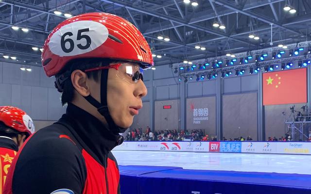 「新京报」结了婚当了爸的韩天宇渐入佳境，上海站夺下1金1银