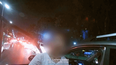 光明网■吉大女子家里大吵一架，寒风中穿短袖跑去拱北被抓！可怜女儿等她……