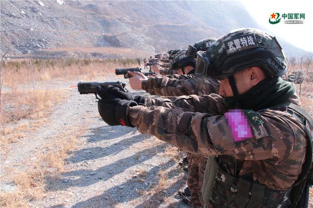 「中国军网」天寒地冻 锤炼精兵｜直击魔鬼周极限训练