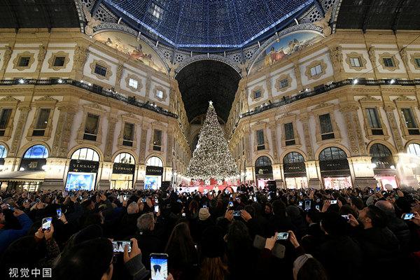 「环球网」2019全球地标景点圣诞树，开启年末狂欢季