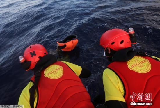 中国新闻网■国际移民组织：2019年已有10万移民横跨地中海进入欧洲
