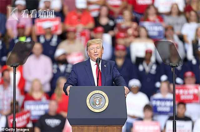 看看新闻：弹劾条款7分钟通过 下台更近一步？特朗普喊冤：不公平 民主党祸国