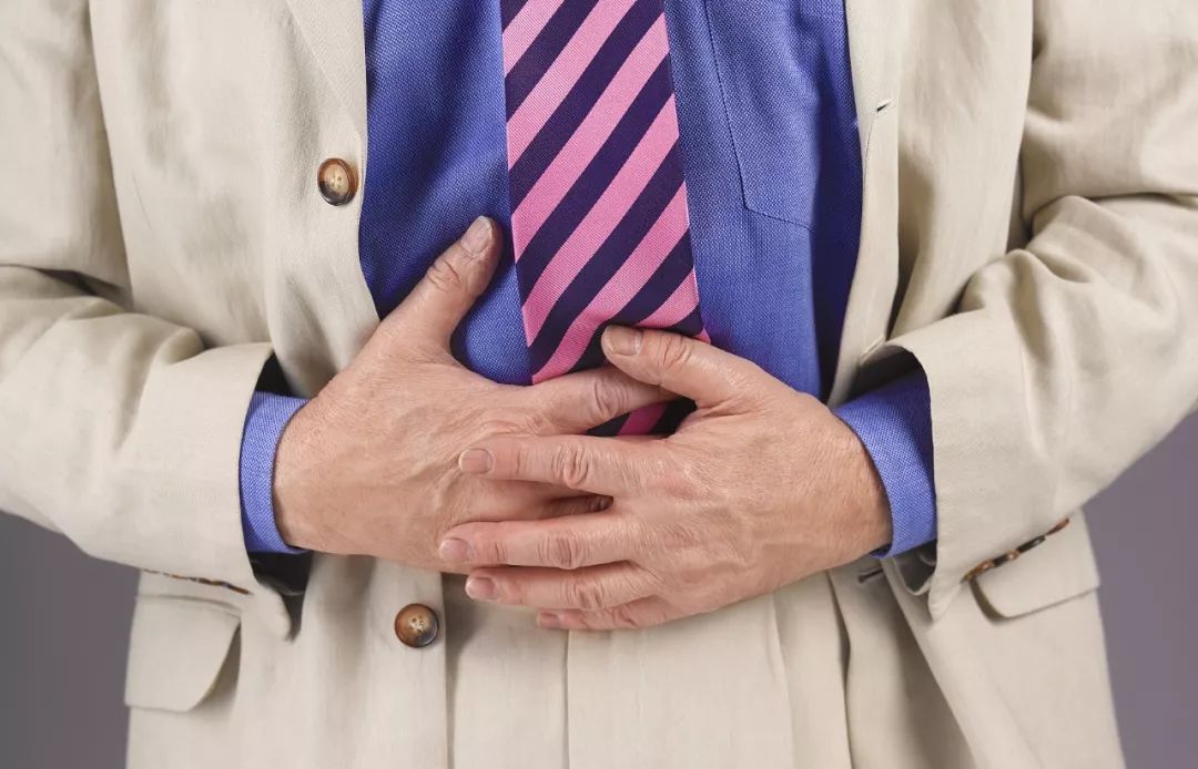 「人民日报」【提醒】一天不排便=吸10根烟？这两个“时间点”排便更长寿？