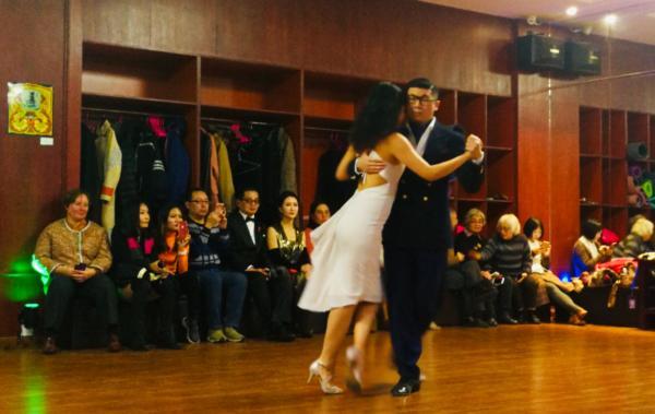 澎湃新闻@阿根廷国际探戈日：舞蹈音乐无国界