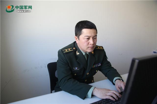 「中国军网」100余次工程改造、20余万行编程代码……这是他的成长轨迹