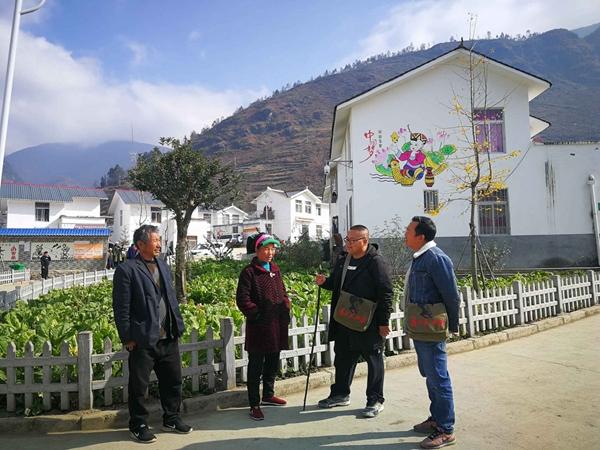 据介绍,自甘洛县脱贫攻坚驻村帮扶"百日攻坚"战打响以来,阿尔乡结合