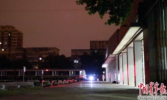 「中国经济网」夜经济的背后故事：“不眠人”看不见的守候