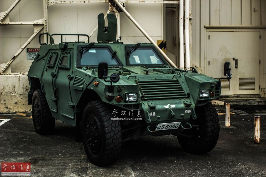 图为日本陆上自卫队的lav轻型装甲车.